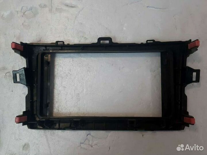 Оригинальная рамка Тойота королла, магнитолла