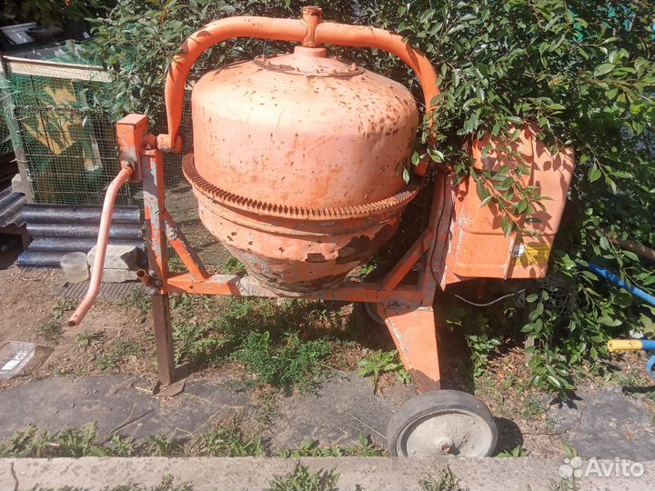 Бетономешалка бу