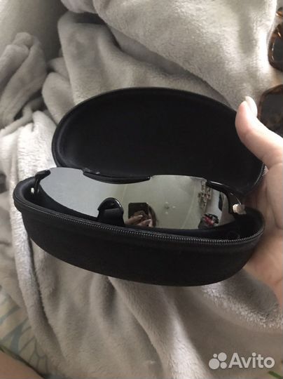 Солнцезащитные очки