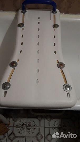 Сиденье для ванной для инвалидов