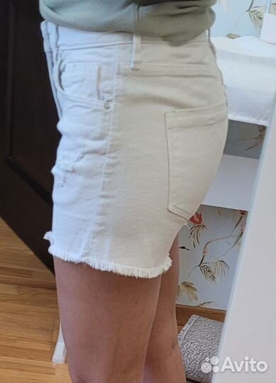 Шорты белые. В отличном состоянии