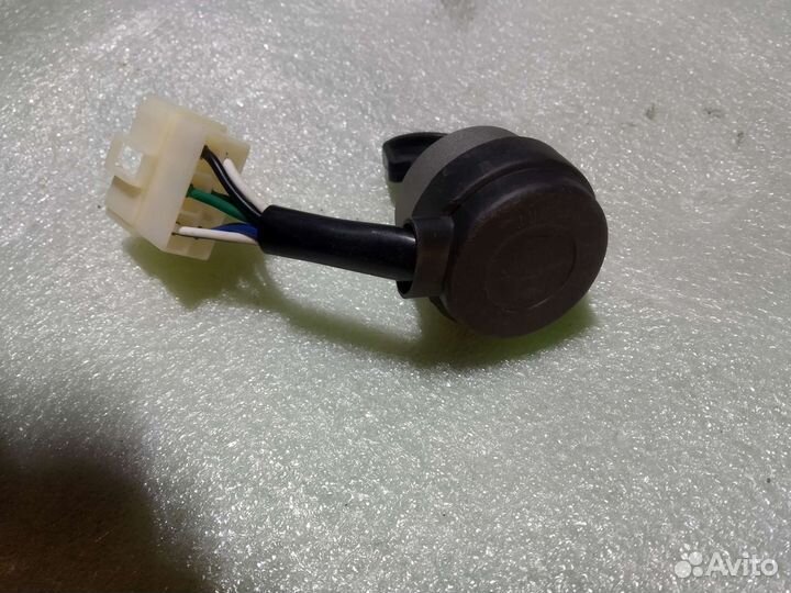 Замок зажигания для бензогенератора