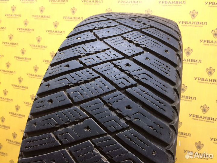 Goodyear Ultragrip Ice Arctic 205/55 R16 94T