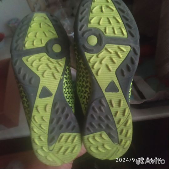 Бутсы сороконожки детские