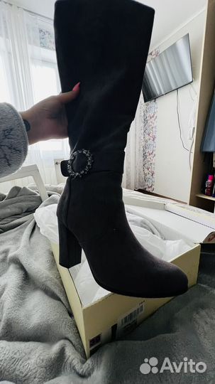 Сапоги высокие 39 размер