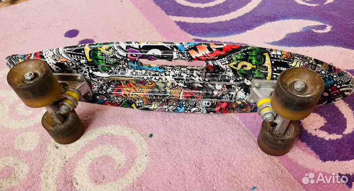 Скейт со светящимися колесами