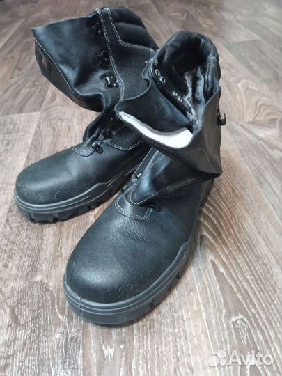 Продам берцы зимние