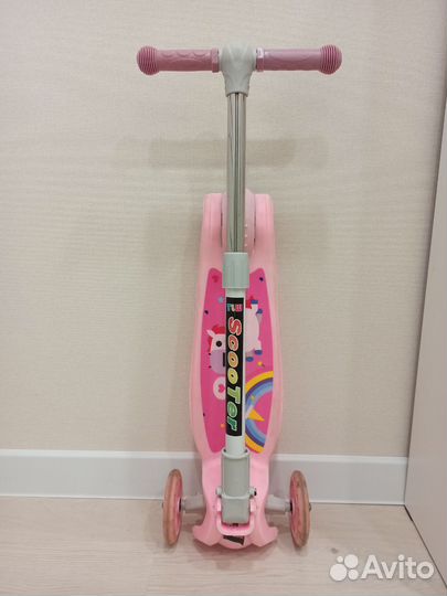 Самокат детский трехколесный складной