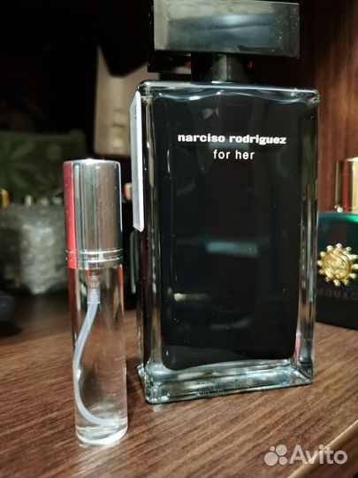 Отливант Narciso Rodriguez for her