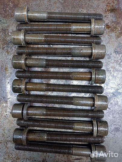 Комплект болтов ГБЦ Audi 100 12шт