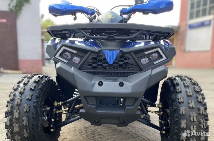 Квадроцикл Avantis HS8 Shark Lux Бензино витринный