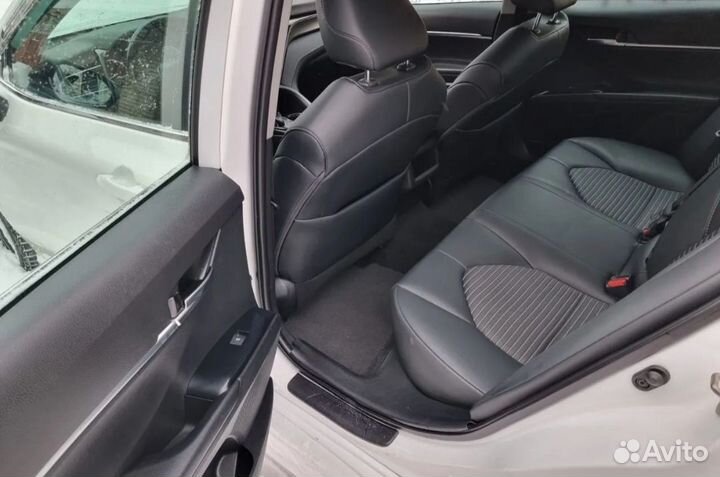 Toyota Camry 2.5 AT, 2019, 190 000 км