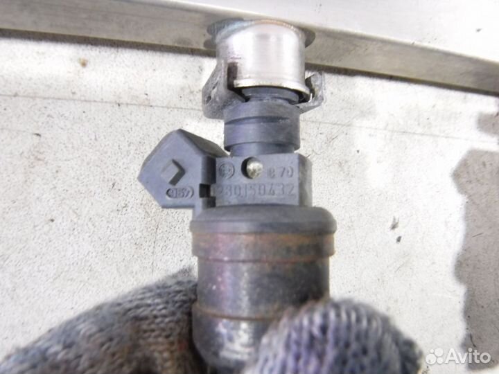 Форсунка топливная Saab 9-3