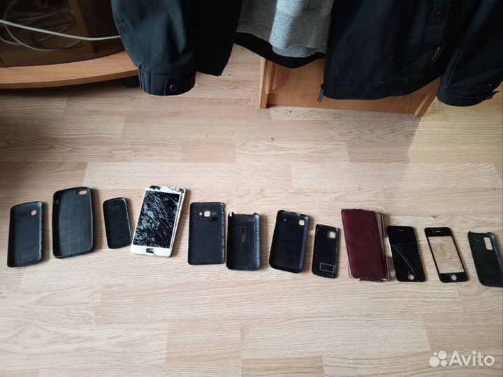 Телефоны на запчасти