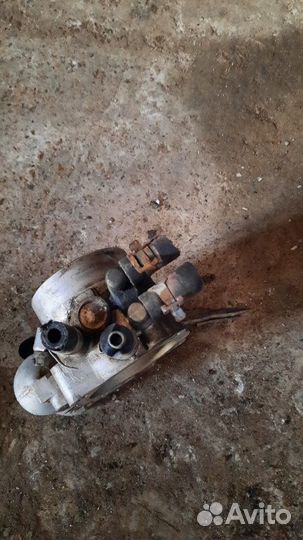 Дросельная заслонка Volkswagen Passat B5+ ATQ 2001