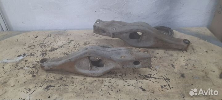 Рычаг задний нижний левый/правый Pajero 4