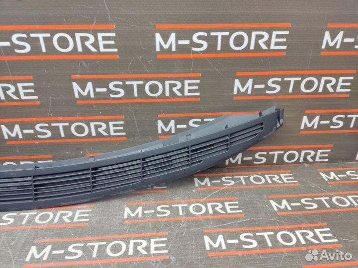 Решетка вентиляционная задняя Bmw 3-Series E90