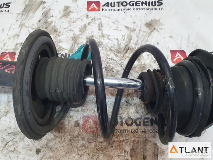 Стойка передняя левая toyota prius