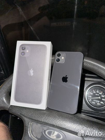 iPhone 11, 64 ГБ