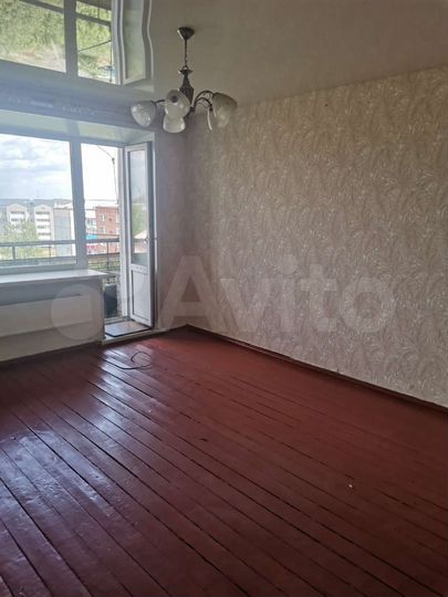 2-к. квартира, 50 м², 5/5 эт.