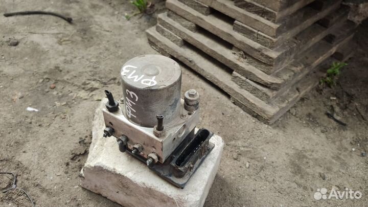 Блок ABS Ford Mondeo 3 5S712M110AA