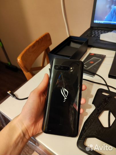 ASUS Rog Phone 3, 12/256 ГБ