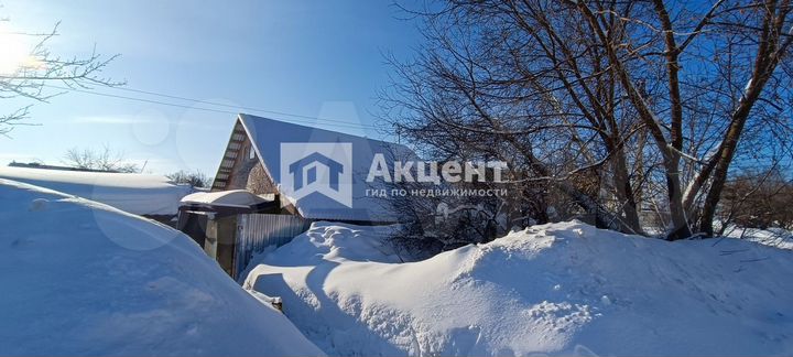 Дом 33 м² на участке 4 сот.