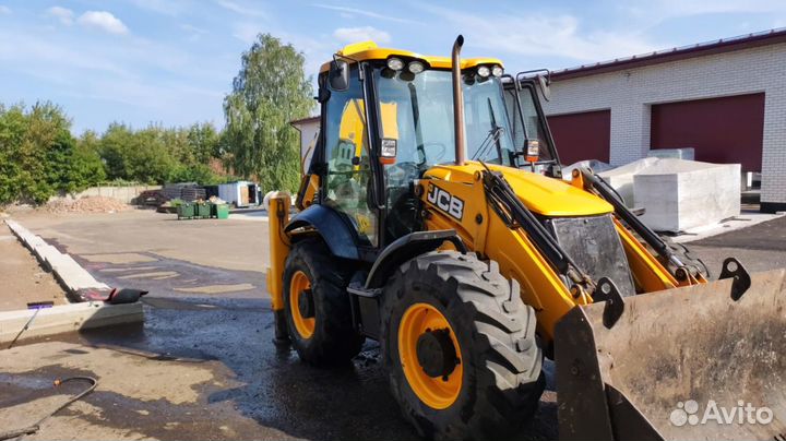 Экскаватор-погрузчик JCB 3CX-4WS-SM, 2012