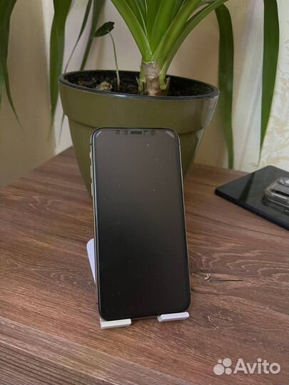 iPhone Xs, 64 ГБ