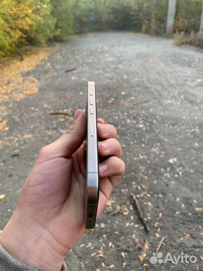 iPhone 15 Pro, 256 ГБ