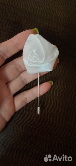 Статуэтка Заяц, копилки Кабан и Бык, бутоньерка