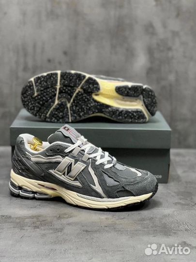 Кроссовки мужские *New Balance* замша