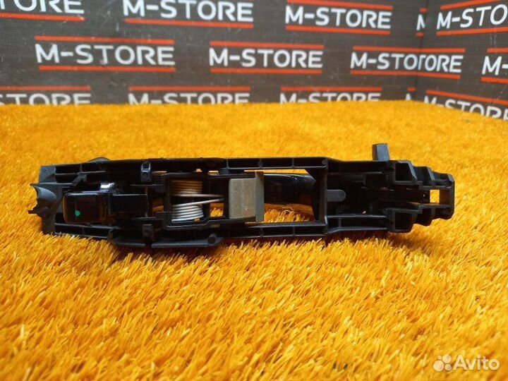 Ручка двери внешняя задняя правая Mercedes-Benz