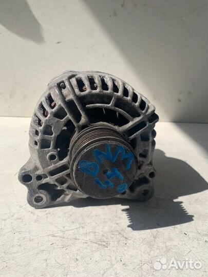 Генератор Skoda Fabia MK2 BNM 2008