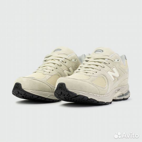 Кроссовки New Balance 2002 Bone