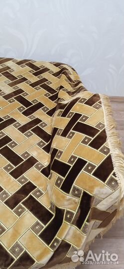 Покрывало на диван и кресла