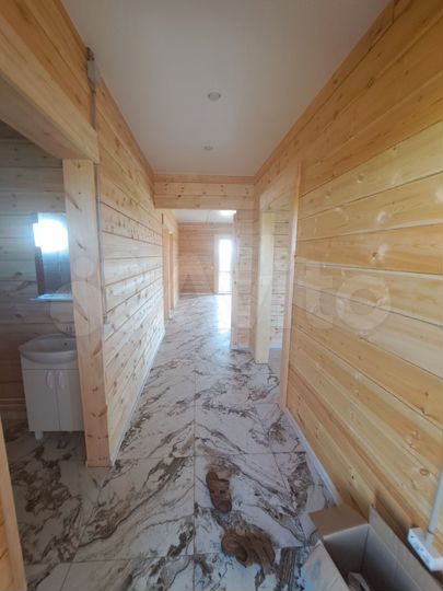 Коттедж 190 м² на участке 10 сот.