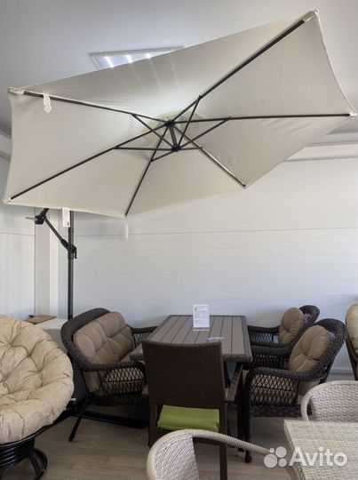 Зонт на боковой опоре