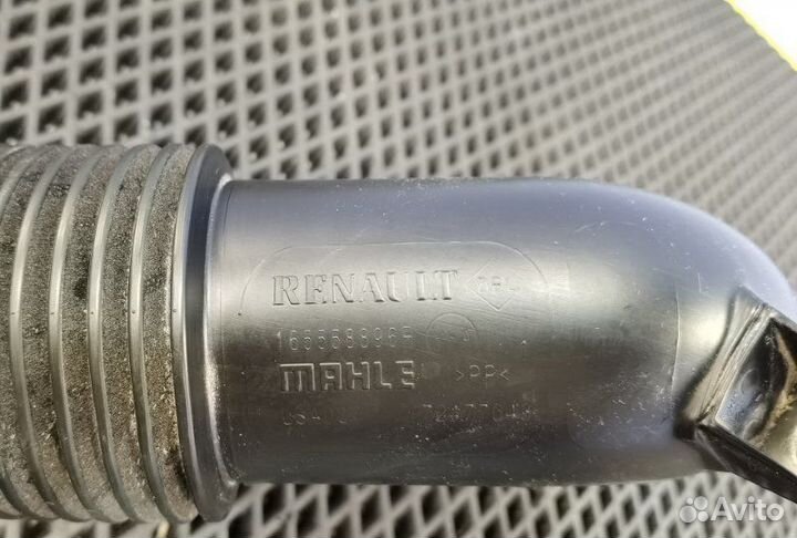 Патрубок воздушного фильтра Renault Duster 2