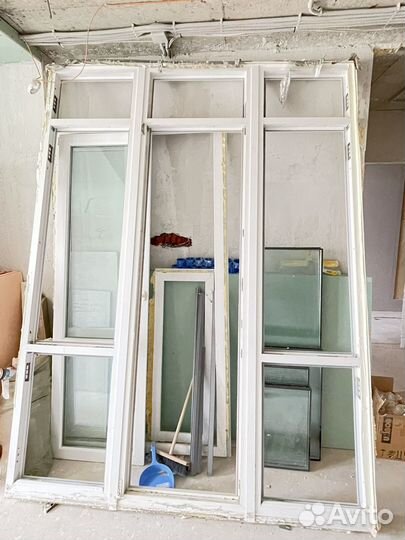 Окна пластиковые витражные и балконные двери - б/у