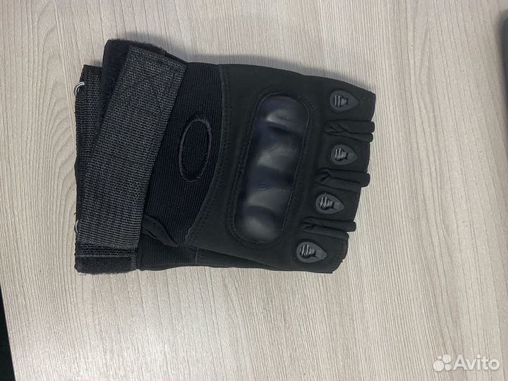 Перчатки тактические