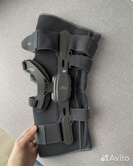 Ортез коленный полужёсткий medi xs-S левый