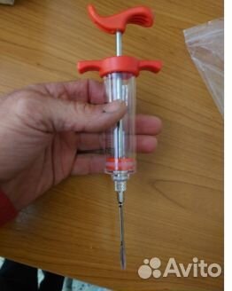 Шприц с иглами из нержавеющей стали для шприцивани