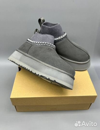 Угги UGG с имитацией носка 