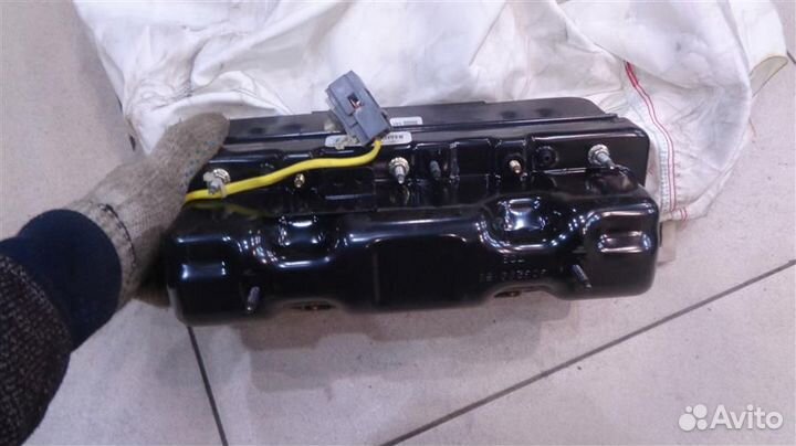 Подушка безопасности пассажирская в торпедо Linco