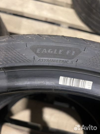 Goodyear Eagle F1 Asymmetric 3 305/30 R21