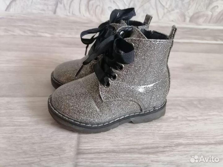 Ботинки для девочки