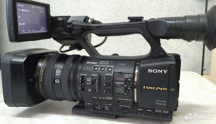 Видеокамера Sony HXR NX-5E