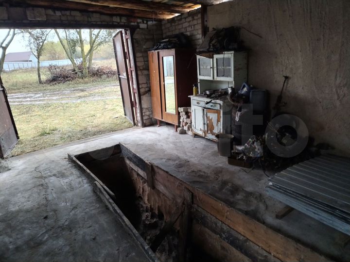 Гараж, > 30 м²