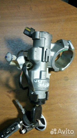 Зaмок зажигaния c ключoм Hyundai Solaris